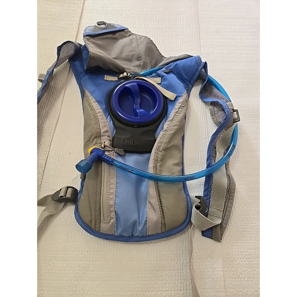 CamelBak Charm Hydration Pack 1.5L 50oz Blue Lightweight Hiking Backpack Kids L